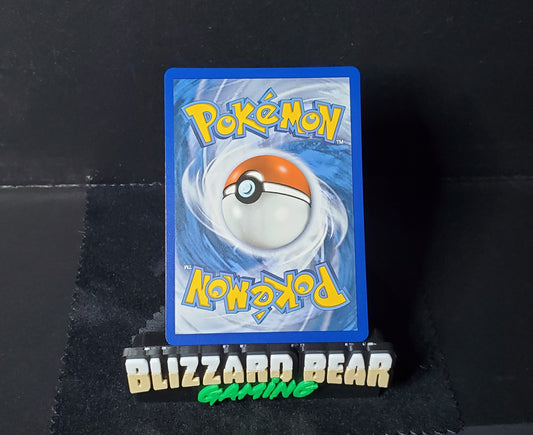 Pokemon Aegislash VMAX Ultra Rare - Vivid Voltage #127 NM